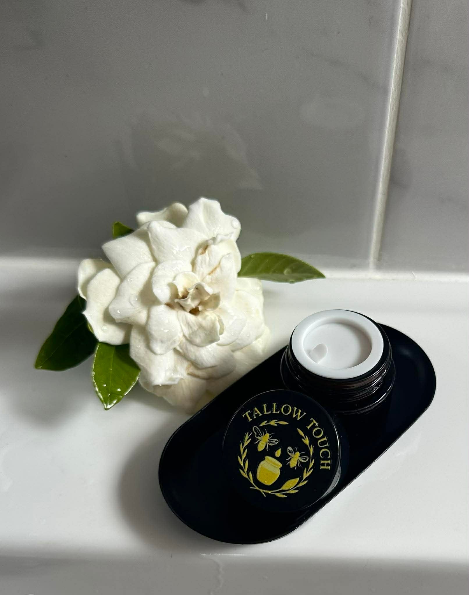 TALLOW TOUCH - Lip Balm - Yellow (Coconut Mango) 10g